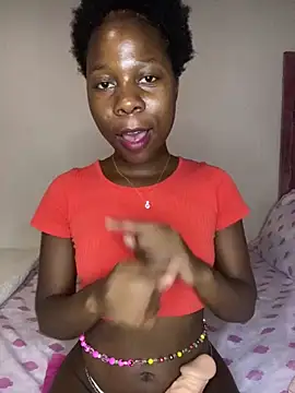 Snapshot of Crazyqueenxxx chatting on October 27, 7:20 am Crazyqueenxxx online show from October 27, 7:20 am