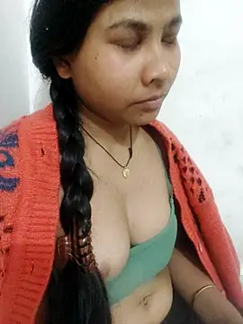 Vaani Cutie online show from February 12, 5:13 pm