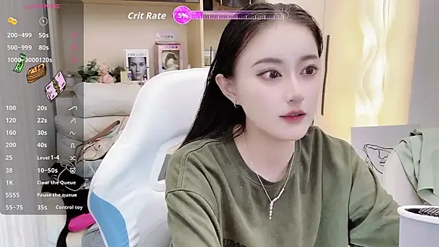 Snapshot of Naiyi-babe chatting on October 23, 3:32 pm Naiyi-babe online show from October 23, 3:32 pm