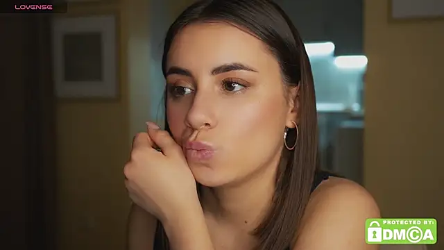 Snapshot of KateCarrey chatting on October 29, 3:44 pm KateCarrey online show from October 29, 3:44 pm