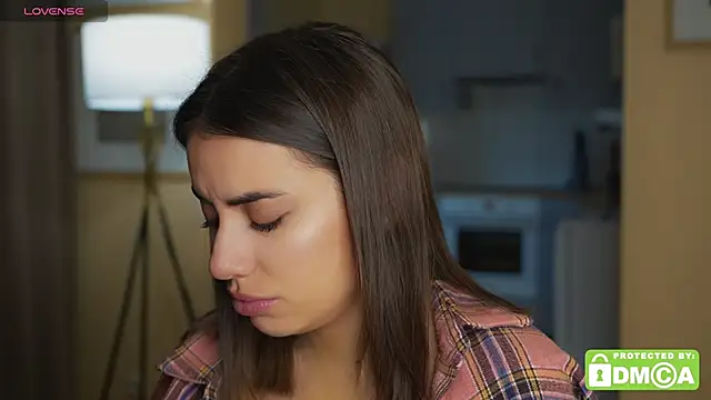 Snapshot of KateCarrey chatting on October 25, 8:24 am KateCarrey online show from October 25, 8:24 am