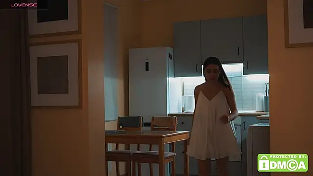 Snapshot of KateCarrey chatting on October 31, 2:46 pm KateCarrey online show from October 31, 2:46 pm