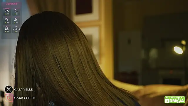 Snapshot of KateCarrey chatting on November 18, 6:17 am KateCarrey online show from November 18, 6:17 am