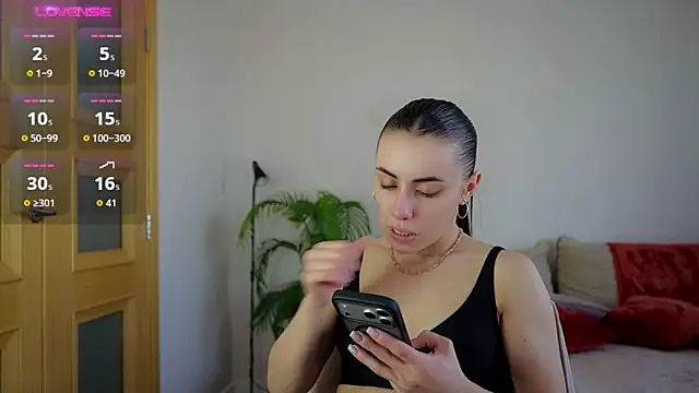 KateCarrey online show from April 13, 3:05 pm