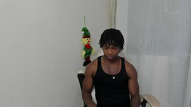 tau montes online show from November 22, 11:14 pm