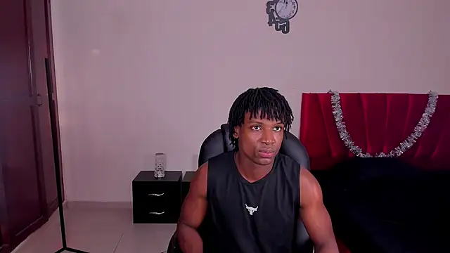 tau montes online show from November 26, 9:59 pm