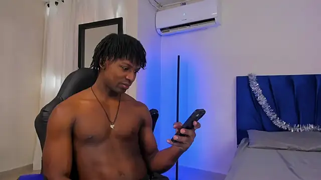 tau montes online show from January 8, 4:02 pm