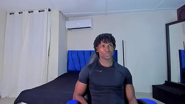 tau montes online show from February 26, 3:39 am