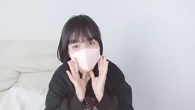 Snapshot of Zinzin_chan chatting on November 20, 6:03 am Zinzin chan online show from November 20, 6:03 am