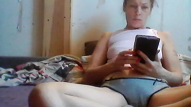 Snapshot of Milana38 chatting on July 1, 8:47 am Milana38 online show from July 1, 8:47 am