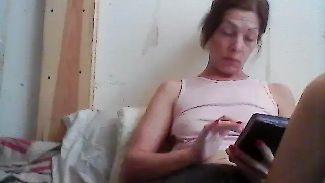 Snapshot of Milana38 chatting on July 6, 3:25 pm Milana38 online show from July 6, 3:25 pm