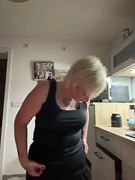 Rozendefotz online show from December 15, 6:30 am