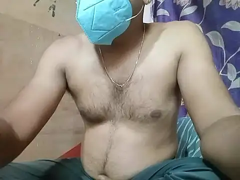 Snapshot of StreetLover_77 chatting on September 18, 2:31 pm StreetLover 77 online show from September 18, 2:31 pm