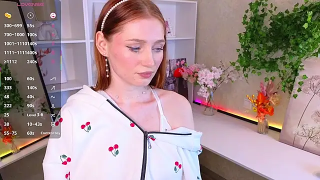 Snapshot of KathrinTith chatting on December 3, 10:58 am KathrinTith online show from December 3, 10:58 am