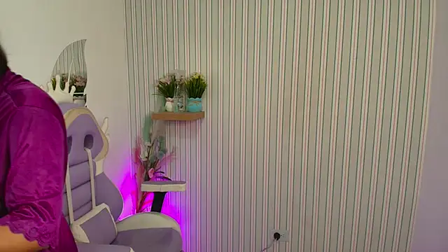 kataleya  18 online show from March 9, 7:50 pm