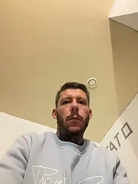 Snapshot of pimousssse chatting on October 30, 11:45 pm pimousssse online show from October 30, 11:45 pm