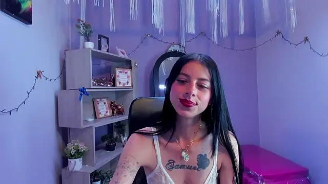 Dulce Miaa  online show from January 15, 4:10 pm