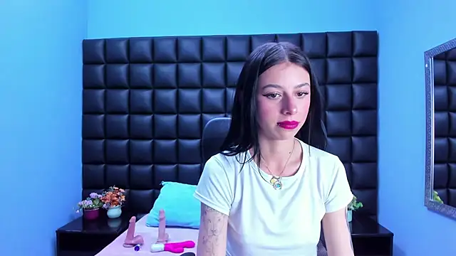 Dulce Miaa  online show from February 25, 5:46 pm