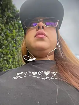 Tamara valentine online show from November 24, 8:31 pm