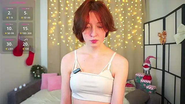 JuanaFriesz online show from December 20, 9:12 am