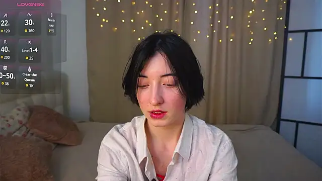 JuanaFriesz online show from February 11, 9:09 am