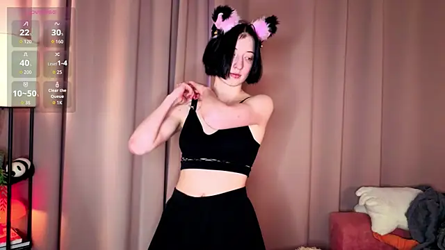 JuanaFriesz online show from April 18, 8:38 am