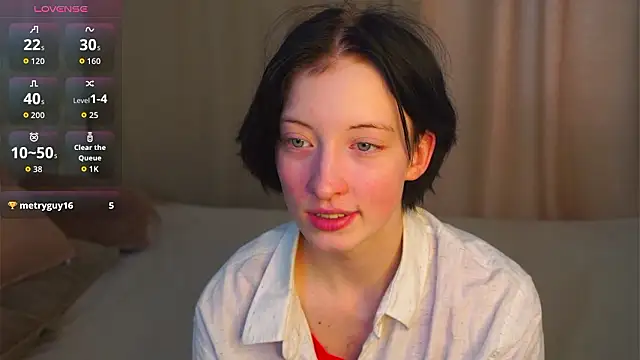 JuanaFriesz online show from February 7, 9:17 am