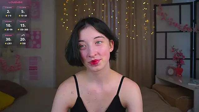 JuanaFriesz online show from February 24, 9:21 am