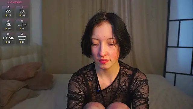 JuanaFriesz online show from February 8, 9:07 am