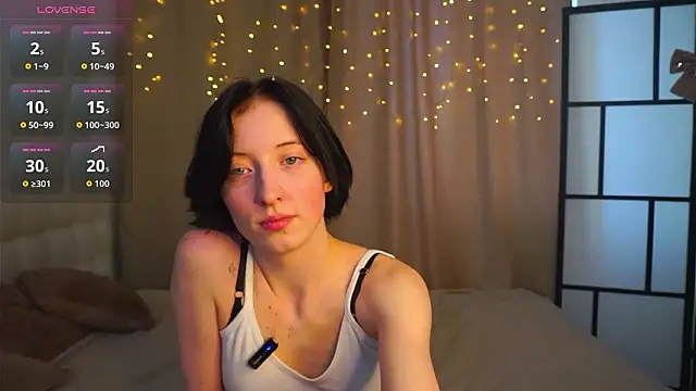 JuanaFriesz online show from February 5, 9:16 am