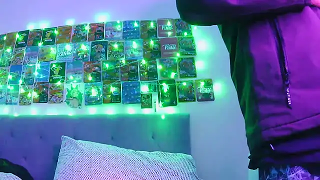 risktakinndolo online show from November 30, 8:31 pm