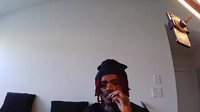 risktakinndolo online show from September 20, 1:49 pm