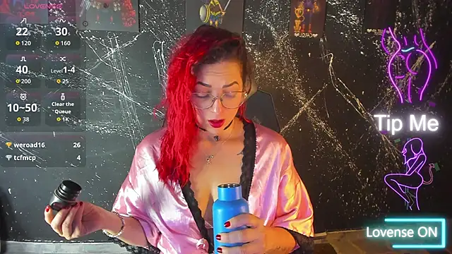 RoxanneStorm  online show from February 6, 12:45 pm