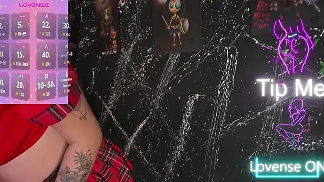 RoxanneStorm  online show from February 8, 12:36 pm