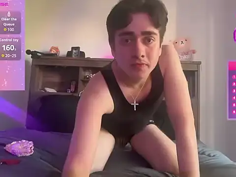 michaeltorrexxx online show from February 17, 11:24 pm