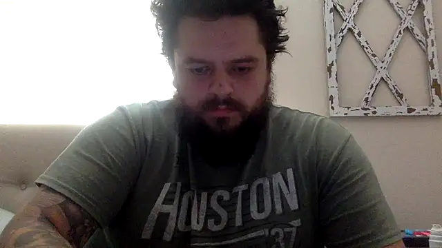 BeginnersLuck111 online show from April 8, 5:03 pm