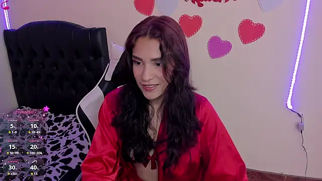 Snapshot of megaan_cb chatting on April 7, 4:53 pm megaan cb online show from April 7, 4:53 pm