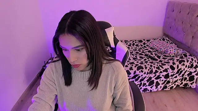 Snapshot of megaan_cb chatting on November 14, 1:15 pm megaan cb online show from November 14, 1:15 pm