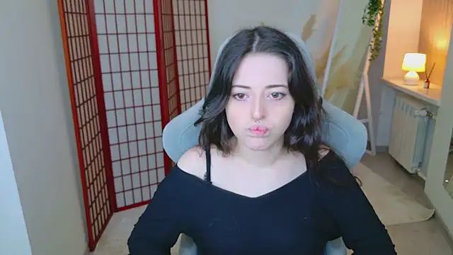 Snapshot of SoftAmora chatting on January 12, 6:20 am SoftAmora online show from January 12, 6:20 am