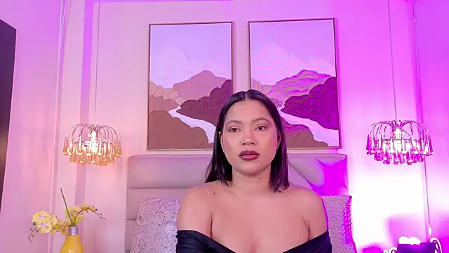 kendalFox  online show from December 5, 1:49 am