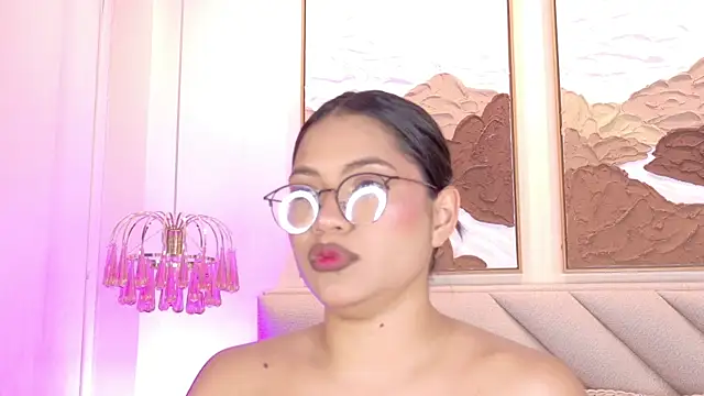 kendalFox  online show from October 26, 2:17 pm