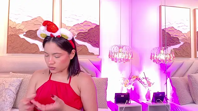 kendalFox  online show from December 3, 1:17 am