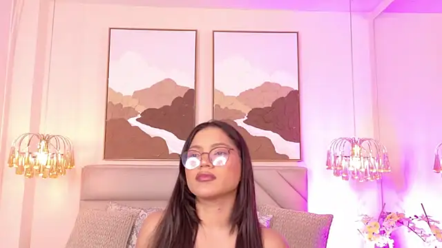 kendalFox  online show from November 27, 2:45 am