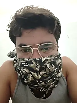 bigdick lickingexpert08 online show from October 4, 5:03 pm