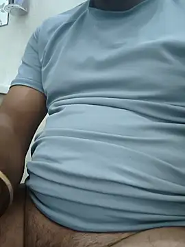 bigdick lickingexpert08 online show from October 12, 7:04 pm