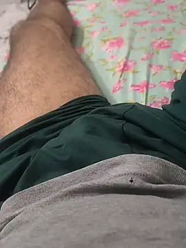 bigdick lickingexpert08 online show from June 7, 5:45 am