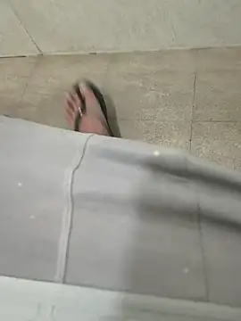 bigdick lickingexpert08 online show from February 26, 7:03 pm