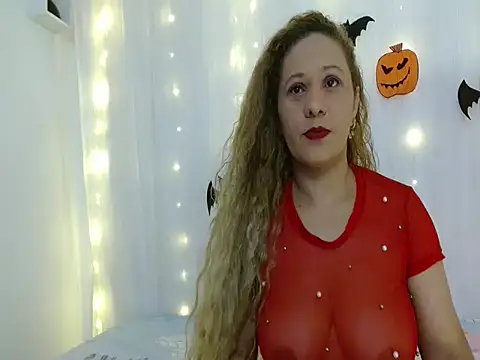 NoraParkeer online show from October 8, 7:03 pm