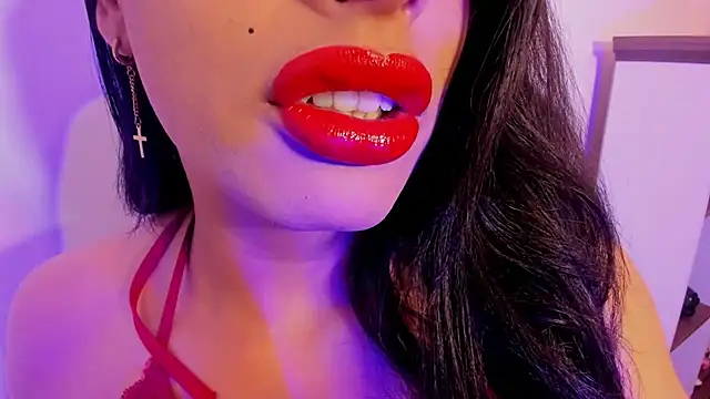 sweet Elizabeth online show from February 25, 1:11 pm