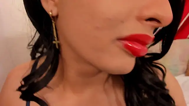 sweet Elizabeth online show from March 26, 12:47 pm